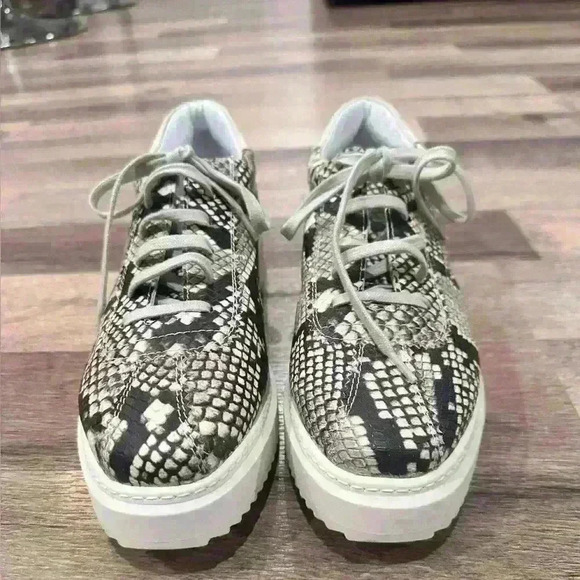 Size 38 1/2 Homers Artisan Python Snakeskin Platform Sneaker (Women) - Picture 3 of 5